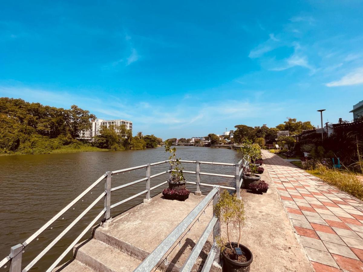 Usabai Riverside Boutique Hotel Chanthaburi Eksteriør billede