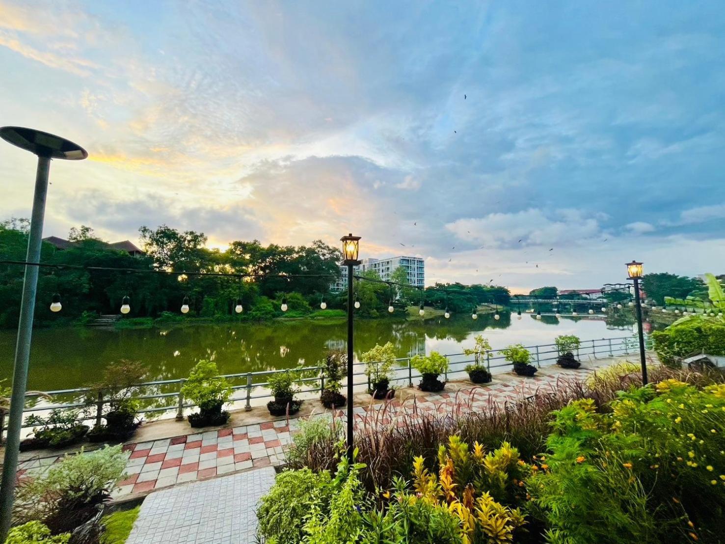 Usabai Riverside Boutique Hotel Chanthaburi Eksteriør billede